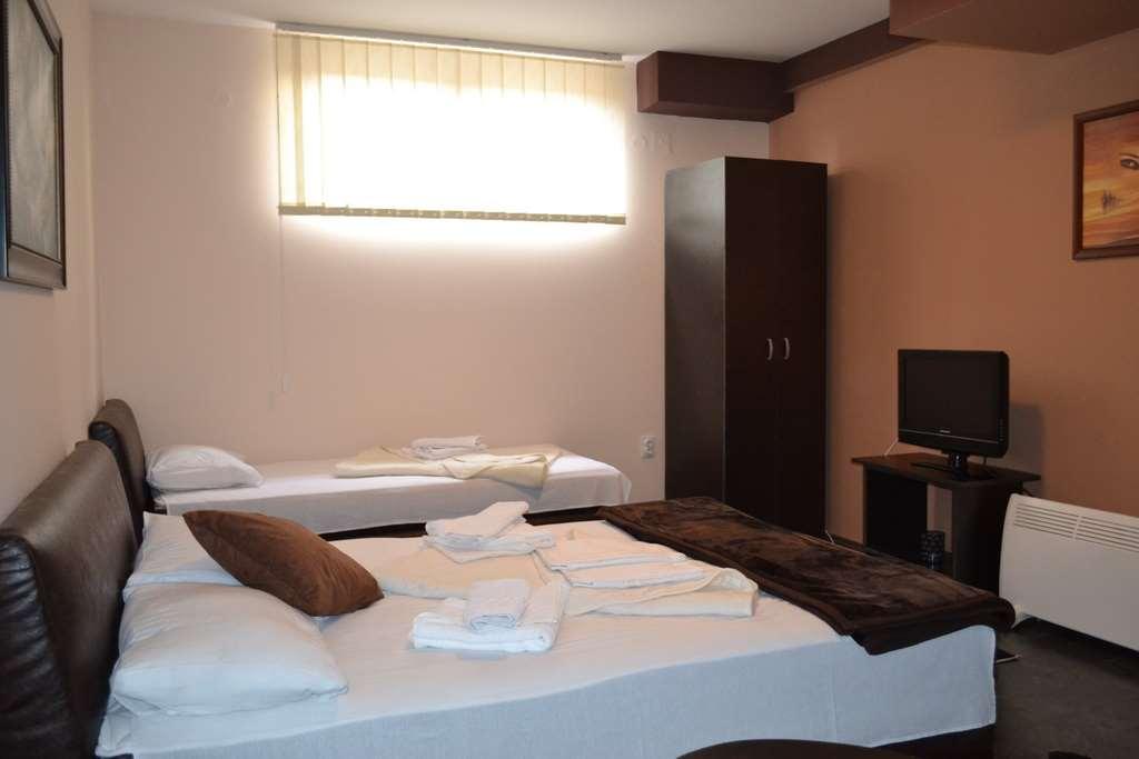 Guesthouse Vila Dnd Niska Banja Quarto foto