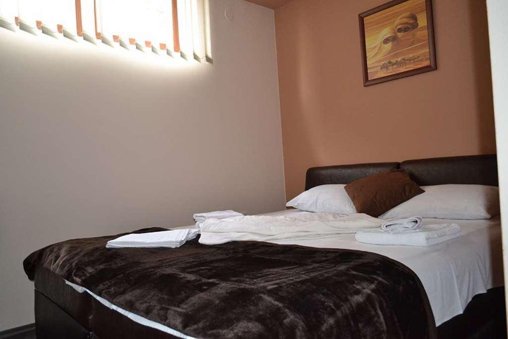 Guesthouse Vila Dnd Niska Banja Quarto foto